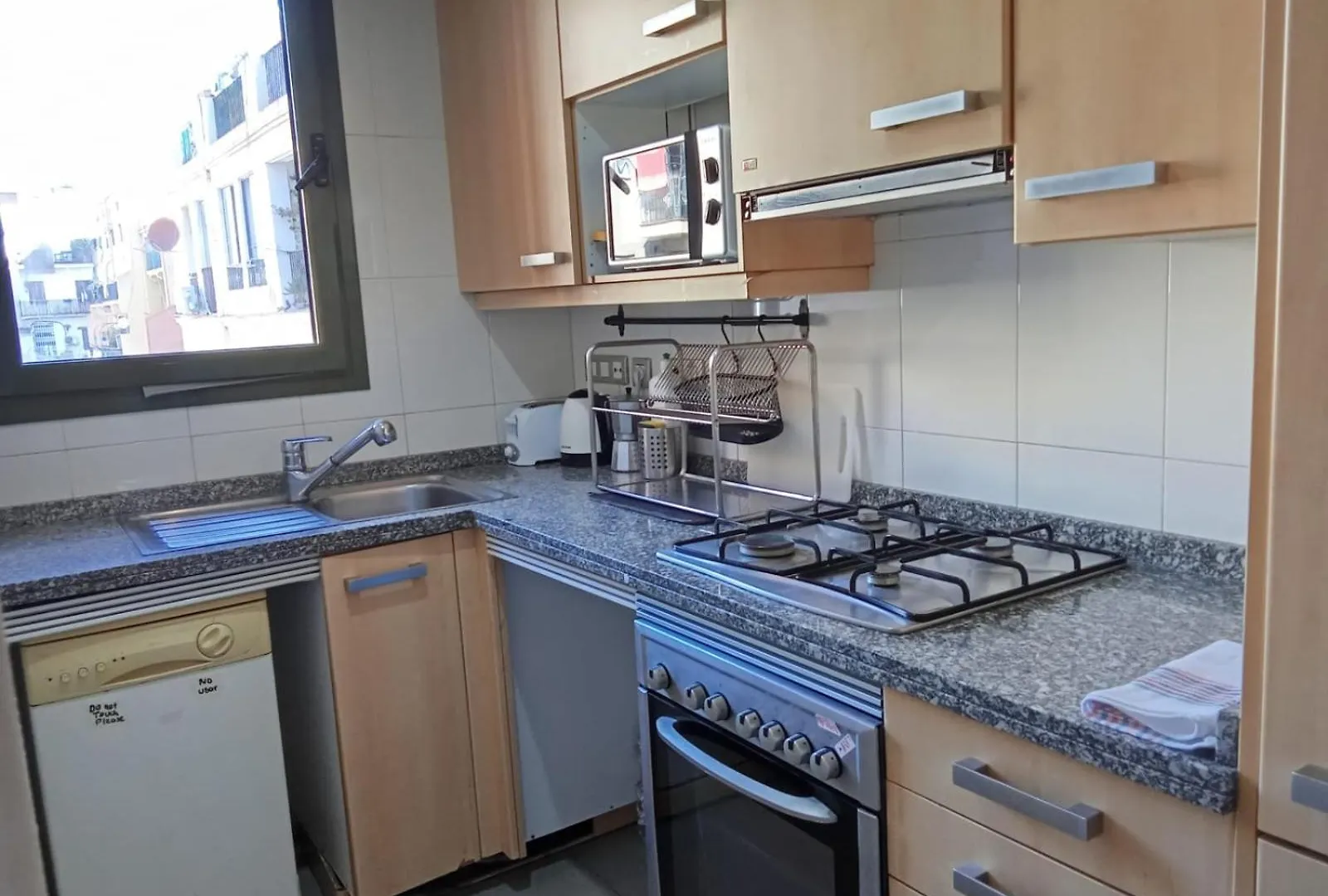 Hostel Private Rooms Near Las Ramblas Barcelona